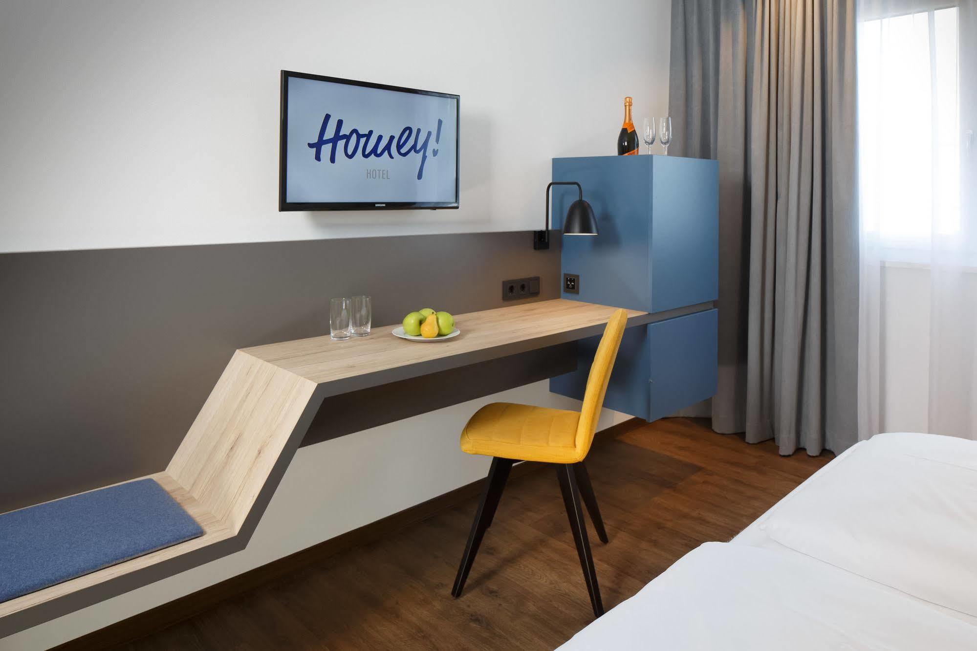 Homey! Hotel レーゲンスブルク エクステリア 写真